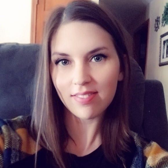 Meet your Posher, Stacey - Picture 1 of 1